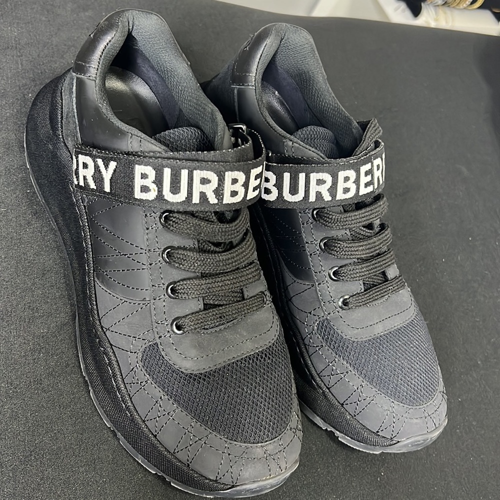 Burberry sneakers - Picture 2 of 8